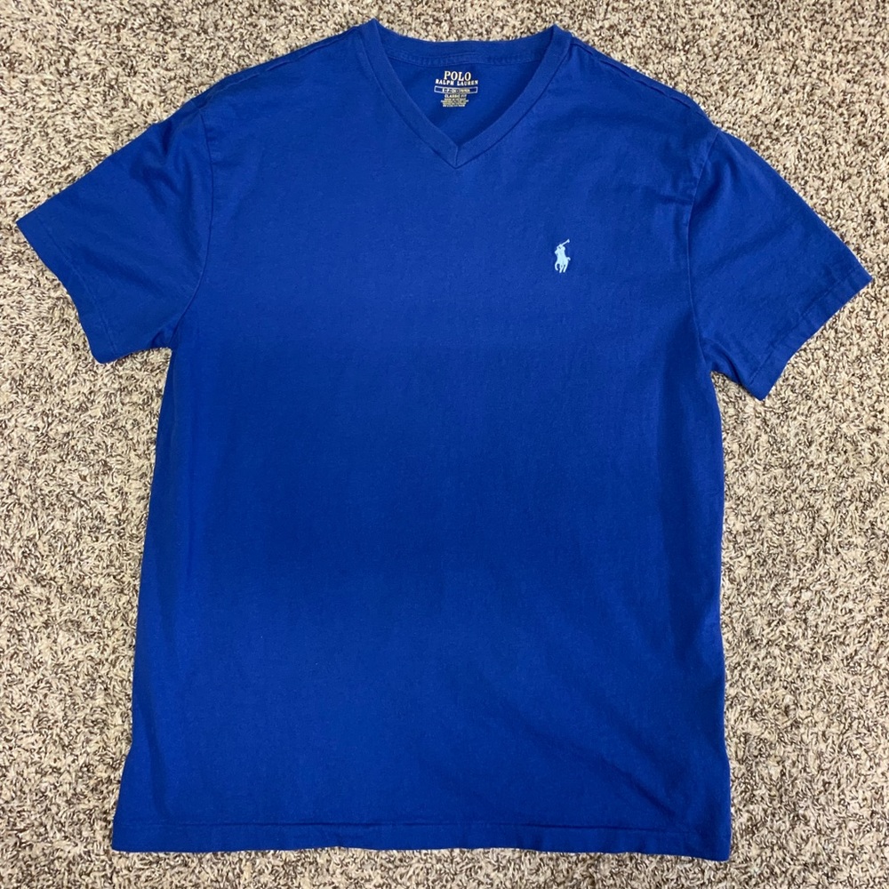 Ralph Lauren V-Neck T-Shirt Small